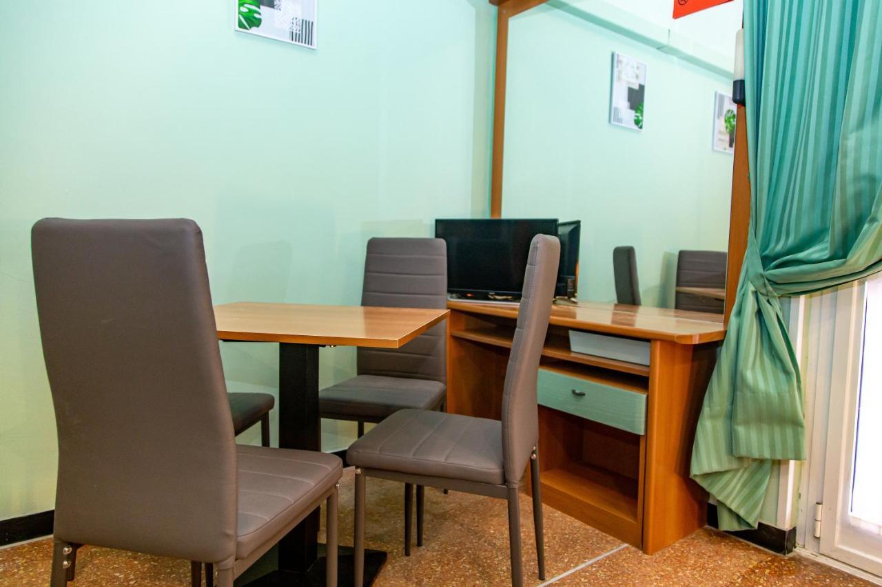 Albergo Glory Borghetto Santo Spirito Luaran gambar
