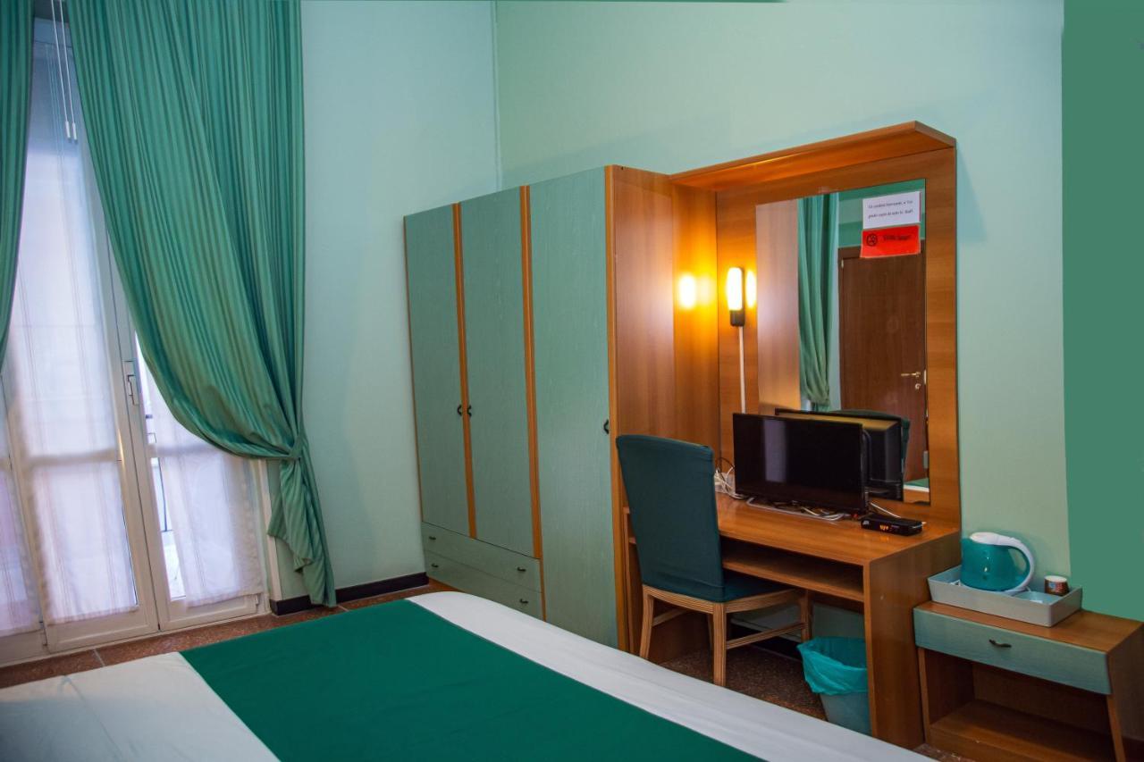 Albergo Glory Borghetto Santo Spirito Luaran gambar